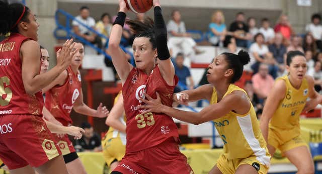 Los banquillos de Liga Femenina Endesa: movimientos, renovaciones y solo tres mujeres
