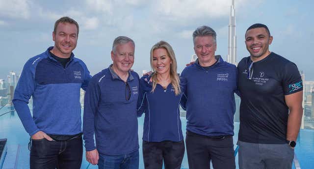 Cuatro atletas emblemáticos y un astronauta se reúnen en Dubái para cruzar el desierto