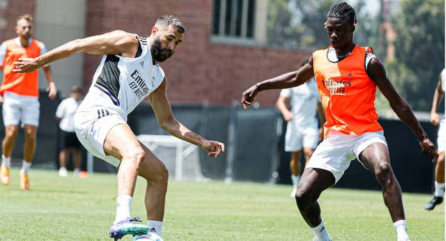Camavinga, sobre Benzema: «Tengo muy buena relación con él, me ayuda mucho»