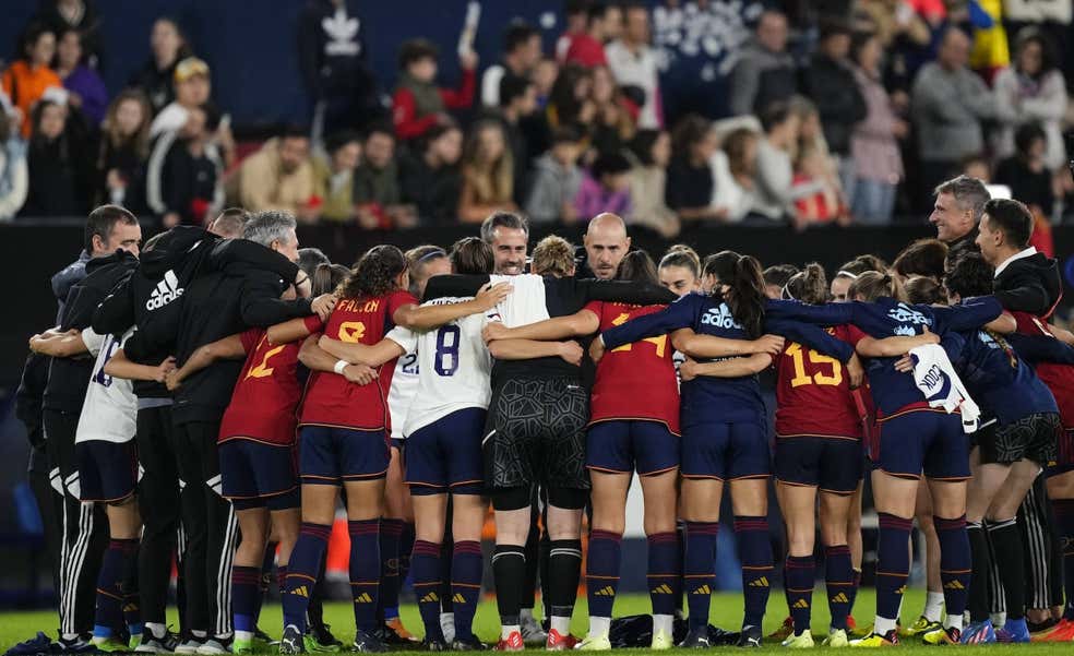 La Selección se da la vuelta a España