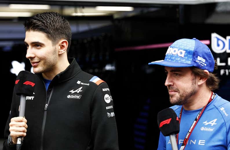 Alpine amenazó a Alonso y Ocon con bajarles del coche en Brasil