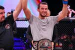 Usman Nurmagomedov continúa el legado: se proclama campeón de Bellator