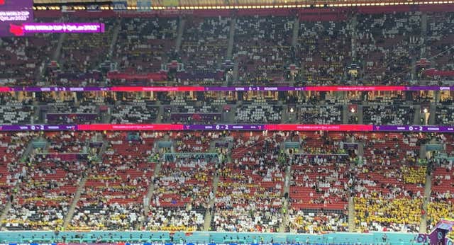 ¡Miles de cataríes se van antes del final!: «No es exactamente como esperaba»