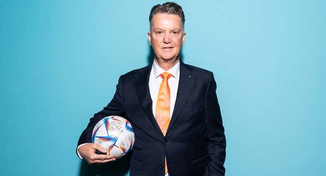 Van Gaal pone el broche a una carrera marcada por el dolor