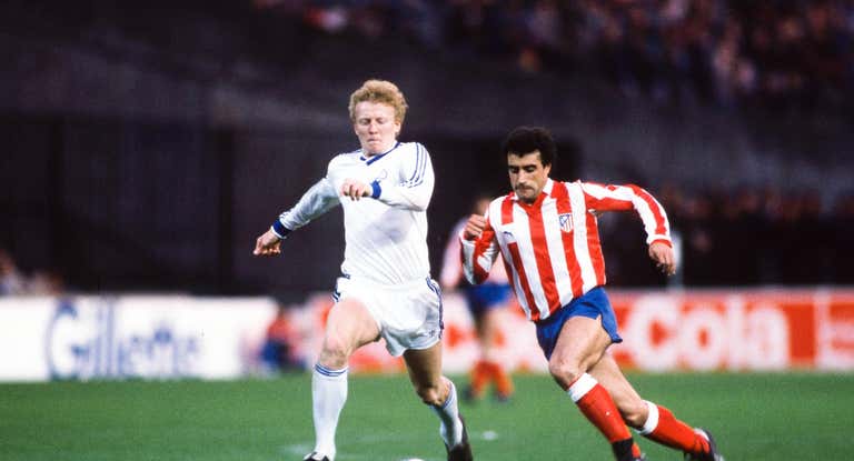 Quique Ramos, en un partido con el Atlético de Madrid ante el Dinamo de Kiev.