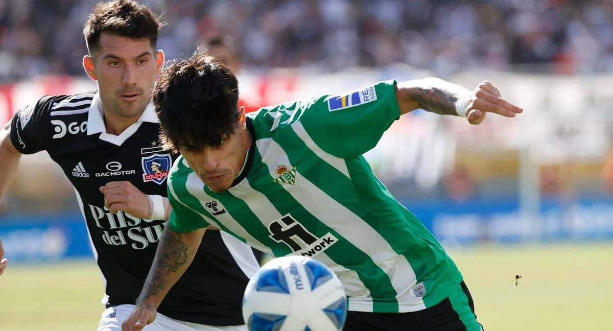 Juan Cruz ante Colo-Colo.