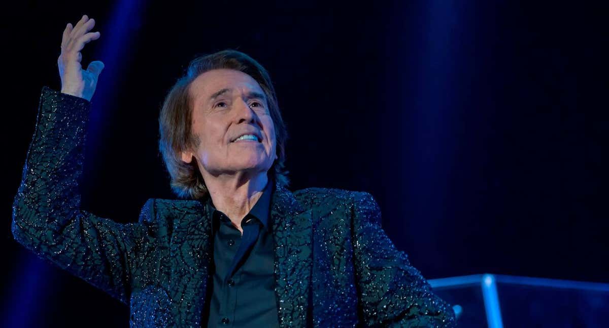 Raphael es el autor de la canción 'Mi gran noche', que sonará en Catar cada vez que España marque un gol. /EFE