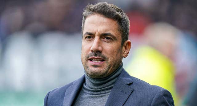 Julio Velázquez y su éxito junto a Burak Yılmaz: “Nos hace la vida muy sencilla”