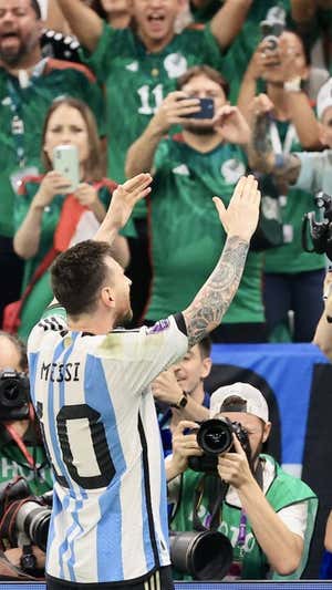Messi iguala a Maradona y recuerda al de Brasil 2014