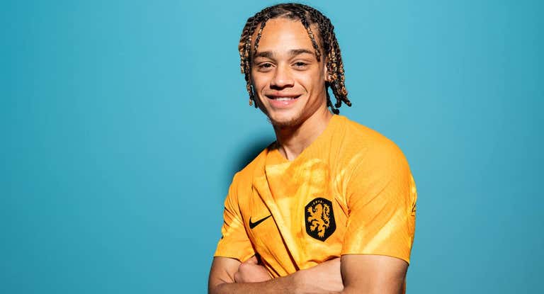 Xavi Simons, en una sesión antes del Mundial.