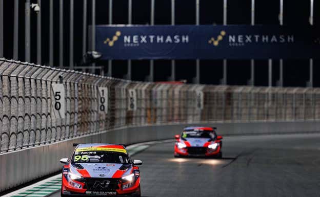 Mikel Azcona, en el último fin de semana del WTCR 2022.  Hyundai