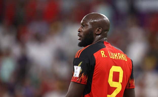 Lukaku, entre algodones, es la esperanza a la que se agarra Bélgica.  GETTY