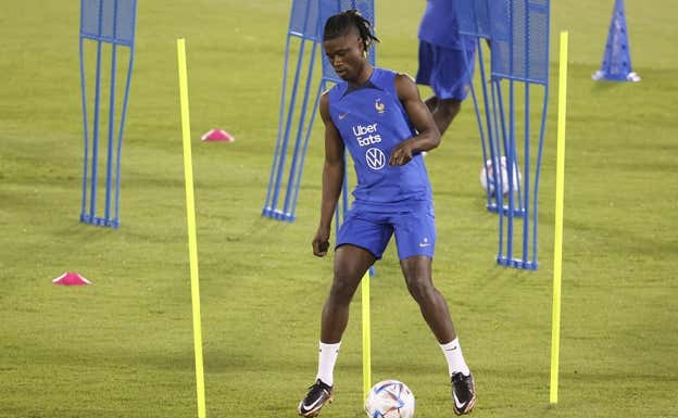 Camavinga, durante un entrenamiento con Francia.  GETTY