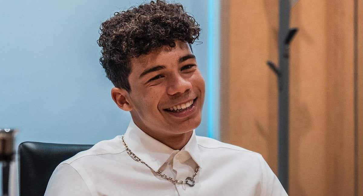 El hijo de Marcelo firma su primer contrato con el Madrid.