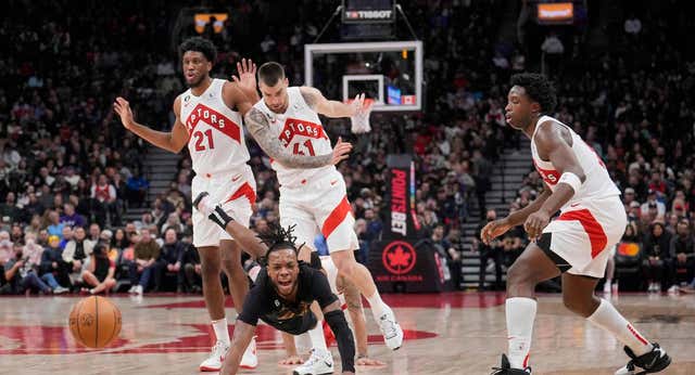 El tobillo derecho de Juancho Hernangómez pone en alerta a los Raptors