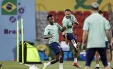 Vuelve Neymar pero Tite sigue con problemas: el plan B no funciona y espera por Alex Sandro