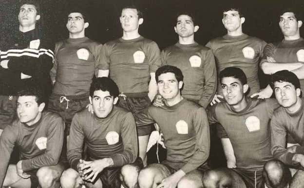 Una imagen de archivo de la Selección española que ganó el Mundial militar. CUADERNOS DE FÚTBOL