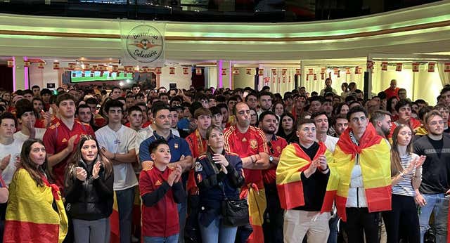 El ‘Quédate’ alternativo que enamoró a Luis Enrique: «La idea surgió en agosto…»