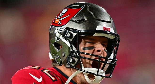A la leyenda Tom Brady todavía le quedan trucos en su chistera