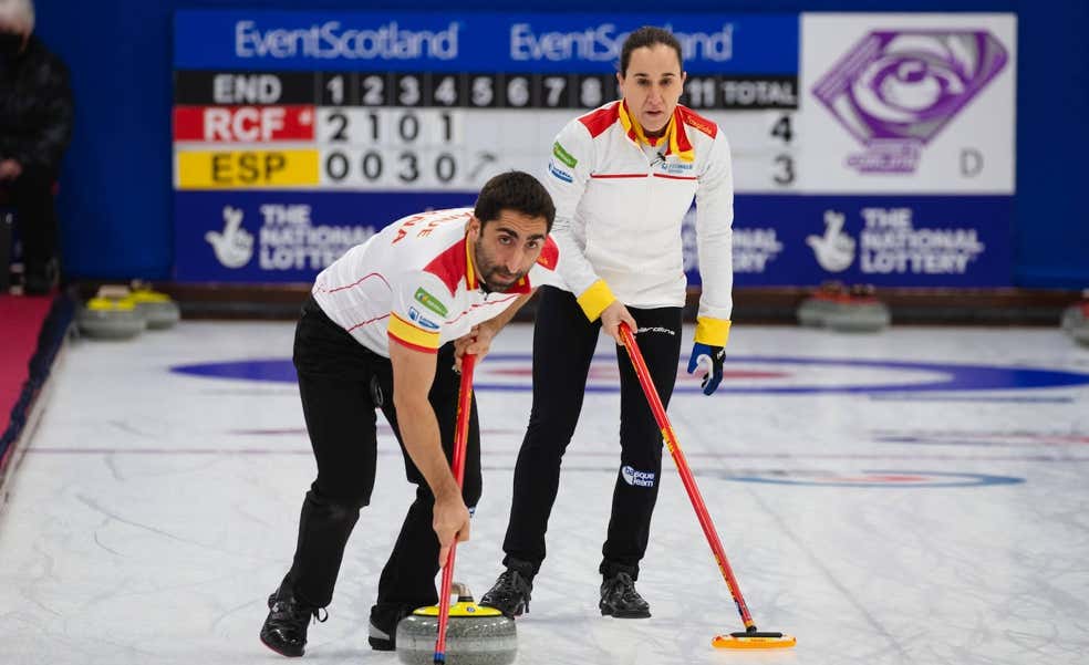 España hace pleno de triunfos y logra el billete para el Mundial de Dobles Mixtos de curling
