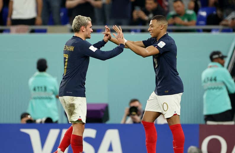 Las estrellas de los cuartos: Mbappé, todoterreno goleador, rematador y regateador