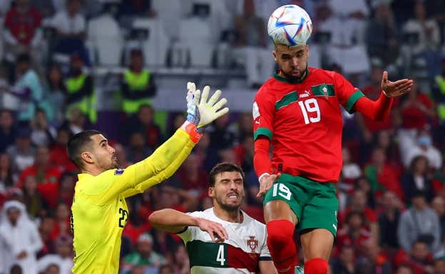 El delantero marroquí del Sevilla, En Nesyri, fue autor del primer gol ante Portugal.  EP