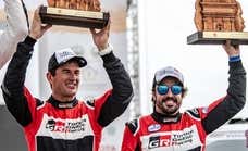 Toyota quiere de vuelta a Fernando Alonso en el Rally Dakar, ¿es factible?