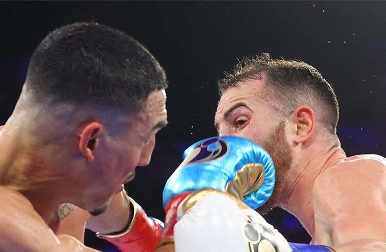 Sandor Martín pierde con polémica en su asalto al Madison Square Garden