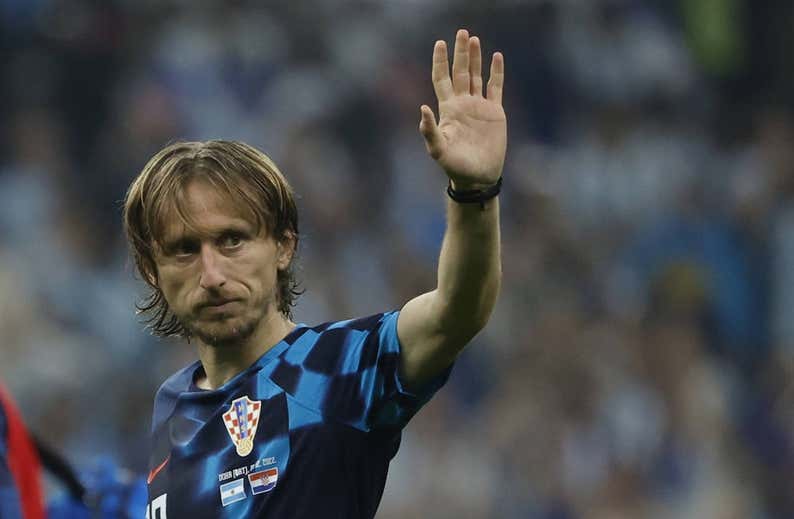 Modric, ovación y queja: «No puedo creer que pitara ese penalti»