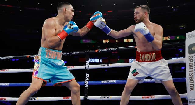 Sandor Martín y la polémica decisión arbitral ante Teófimo López: «A los ojos del mundo hemos ganado este combate»
