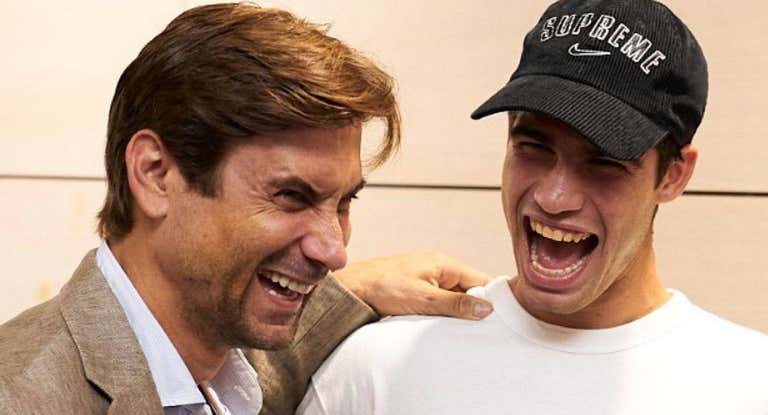 David Ferrer y Carlos Alcaraz, juntos durante la fase de grupos de la Copa Davis que se jugó en septiembre en Valencia.