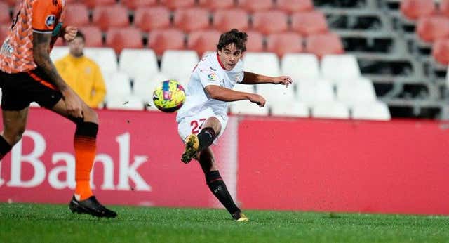 Carlos Álvarez se sube al tren de Sampaoli