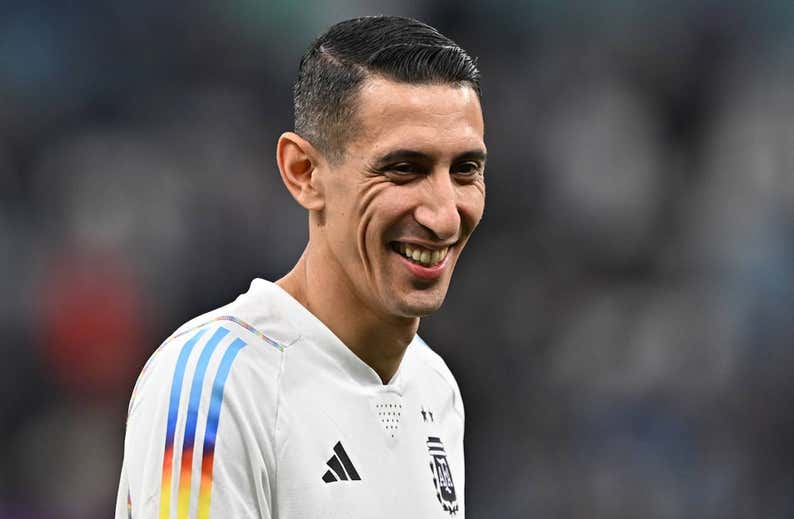 Scaloni cambió la charla en la víspera… y el vestuario apuesta por cinco atrás