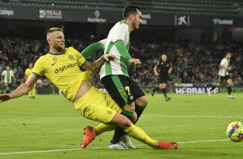 Joaquín pone la luz y Juanmi el gol en las tablas con el Inter