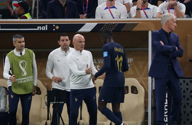 Dembélé, señalado en Francia: «Hizo 40 minutos indignos para una final»