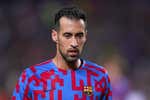 Se abre una tercera vía con Busquets: el Barça se plantea la renovación de seis meses