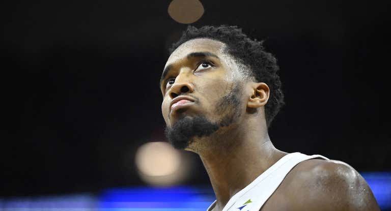 Donovan Mitchell durante el partido ante los Cleveland Cavaliers.