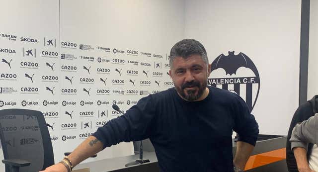 Gattuso brinda por «dos fichajes»