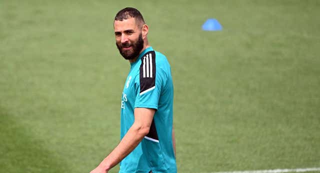 Benzema se empadrona en Madrid