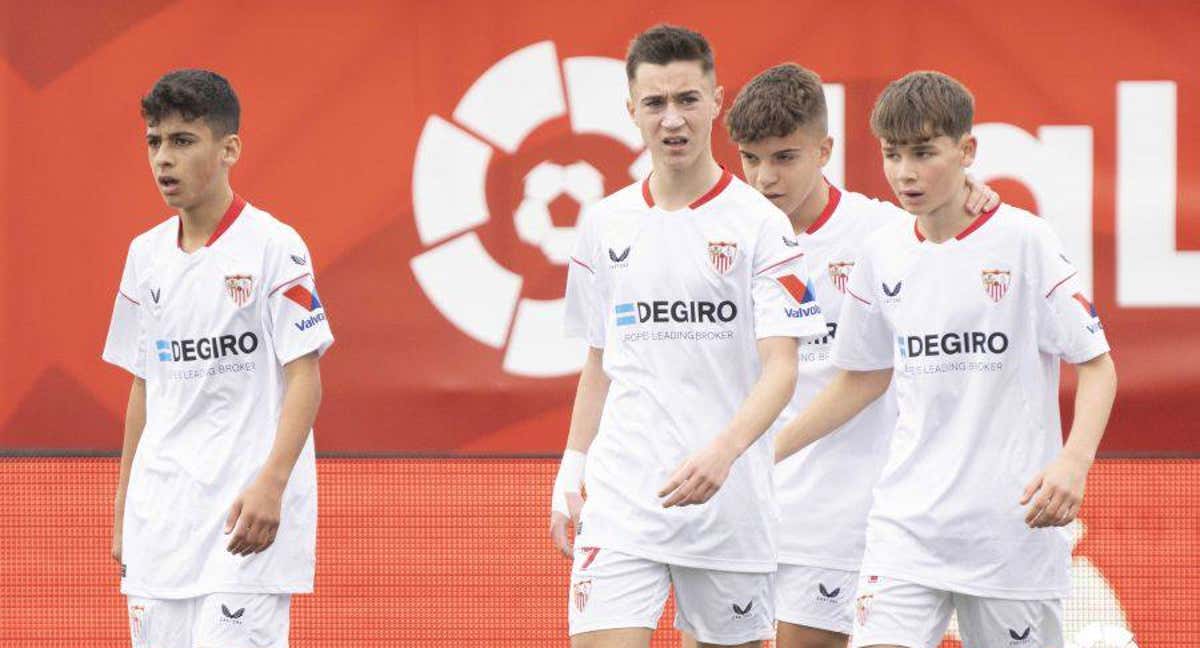 El Sevilla celebra un gol en LaLiga Promises./LALIGA