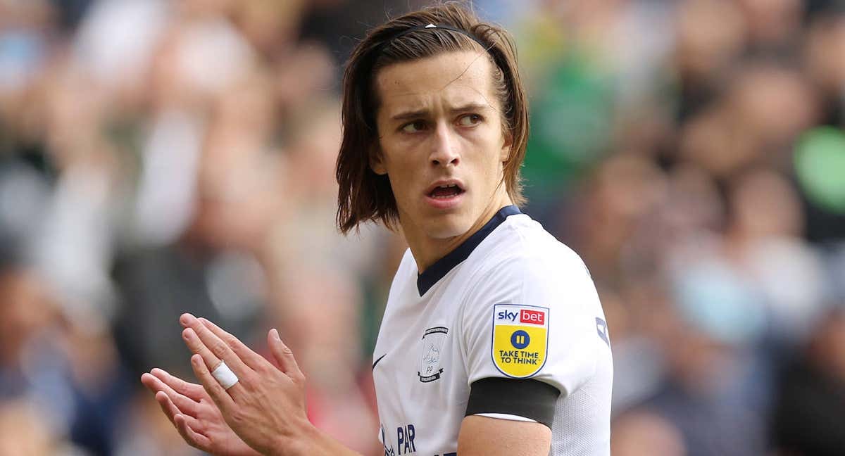 Álvaro Fernández Carreras, durante un partido con el Preston. /Getty Images