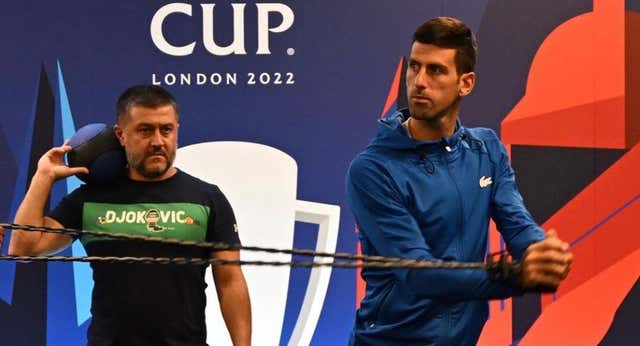 Djokovic prescinde de su hombre de confianza para 2023: deja las «manos mágicas» que le han llevado a lo más alto