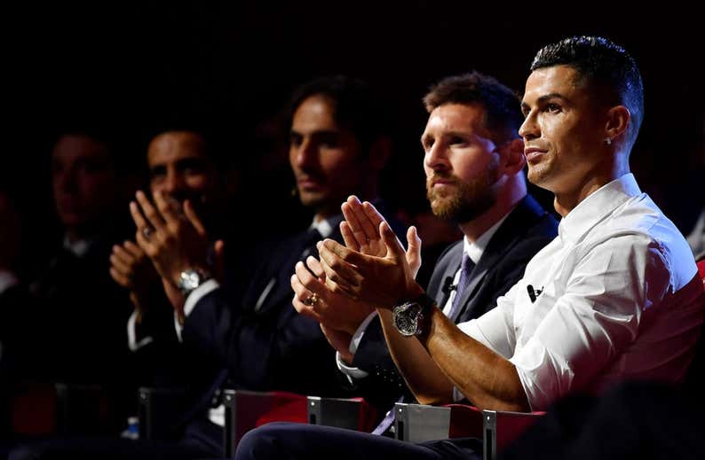 Cristiano en Arabia y Messi en el cielo