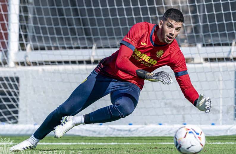 El Villarreal rechaza la primera oferta del Ajax por Rulli