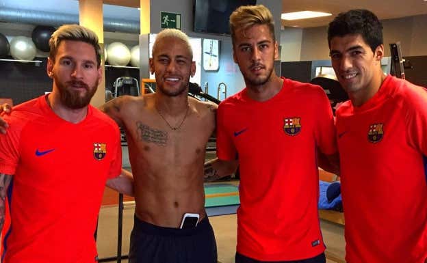 Abeledo con Messi, Neymar y Luis Suárez.TWITTER ABELEDO