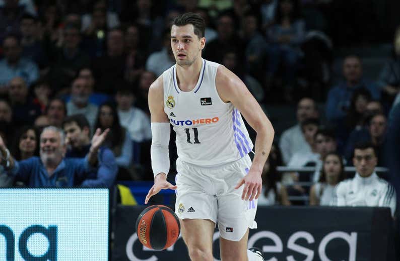 El misterio Hezonja y las dudas que deja el Madrid tras el Clásico