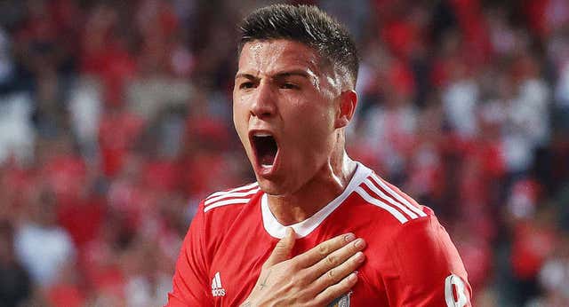 Schmidt: «Hay un club que fingió querer pagar la cláusula de Enzo para después intentar negociar»