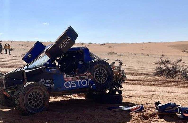Duro accidente de Laia Sanz que puso en jaque su récord en el Rally Dakar