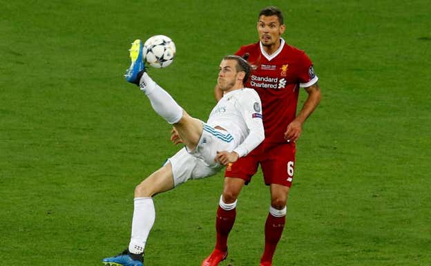Bale anota el gol de chilena de la final de la Champions de 2018. REUTERS