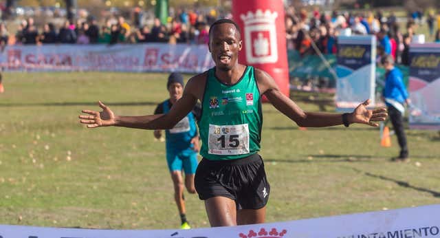 Thierry Ndikumwenayo, la nueva estrella española: «Descubrí el atletismo con 16 años»